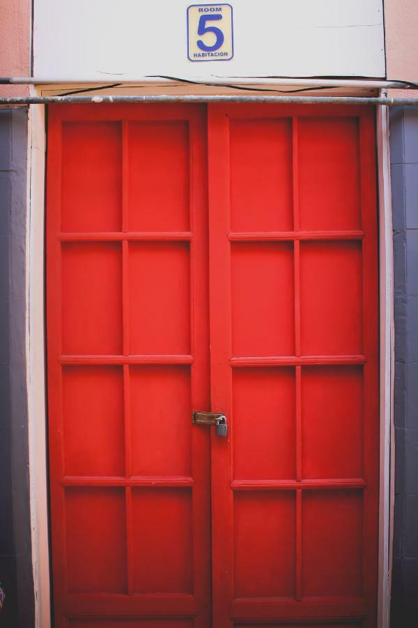 מלון גואדלחארה Maska Mansion Gdl, Hosting And Yoga מראה חיצוני תמונה