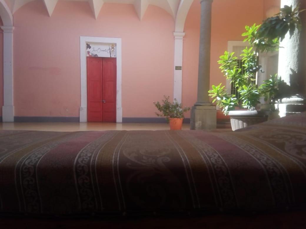 מלון גואדלחארה Maska Mansion Gdl, Hosting And Yoga מראה חיצוני תמונה