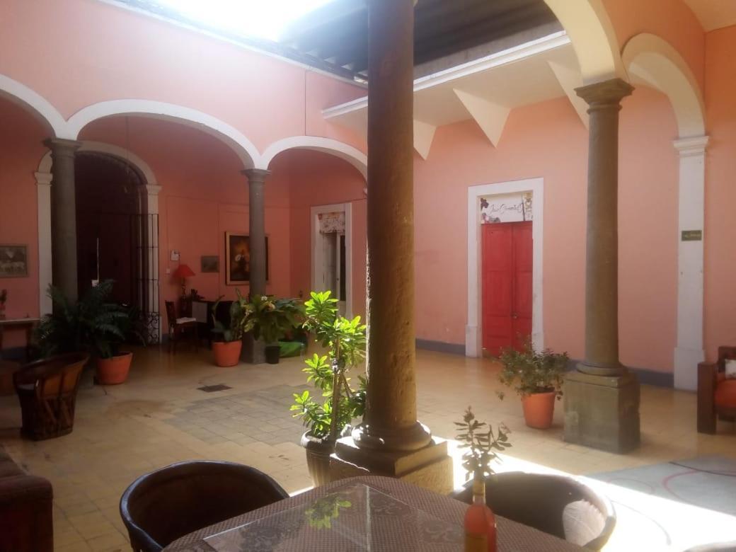 מלון גואדלחארה Maska Mansion Gdl, Hosting And Yoga מראה חיצוני תמונה